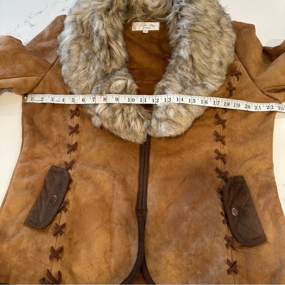 Tasha Polizzi Western Jacket With Fur Collar - Picture 13 of 13